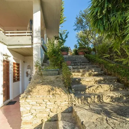 An Edens Garden Near The Sea - Pansion Youli Selianitika Exterior photo