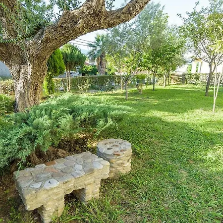 An Edens Garden Near The Sea - Pansion Youli Selianitika Exterior photo